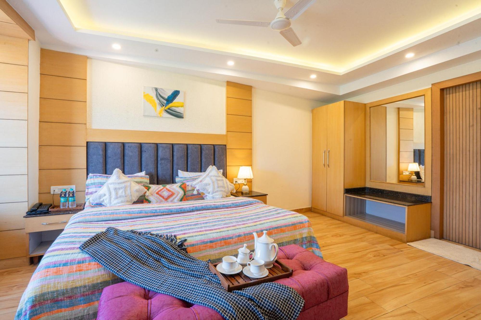 Perfectstayz Premium At Mall Road Mussoorie Eksteriør bilde