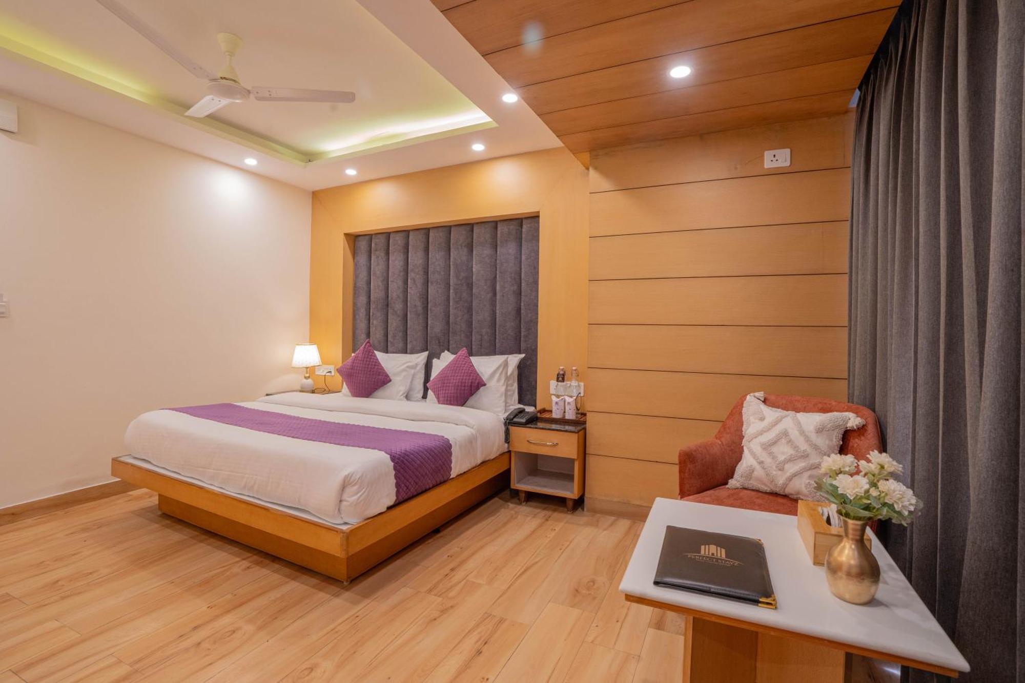 Perfectstayz Premium At Mall Road Mussoorie Eksteriør bilde
