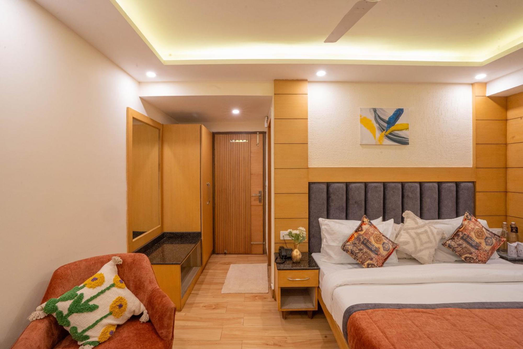 Perfectstayz Premium At Mall Road Mussoorie Eksteriør bilde