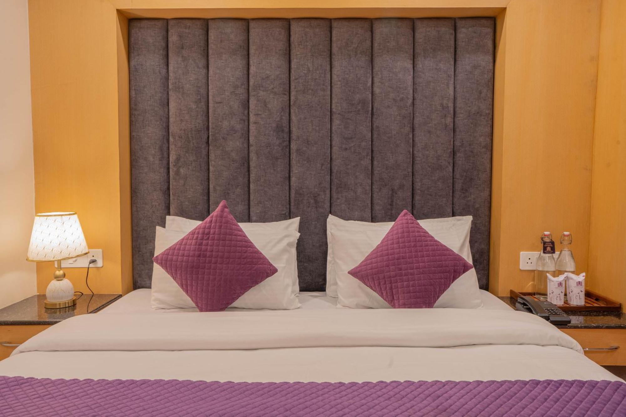 Perfectstayz Premium At Mall Road Mussoorie Eksteriør bilde