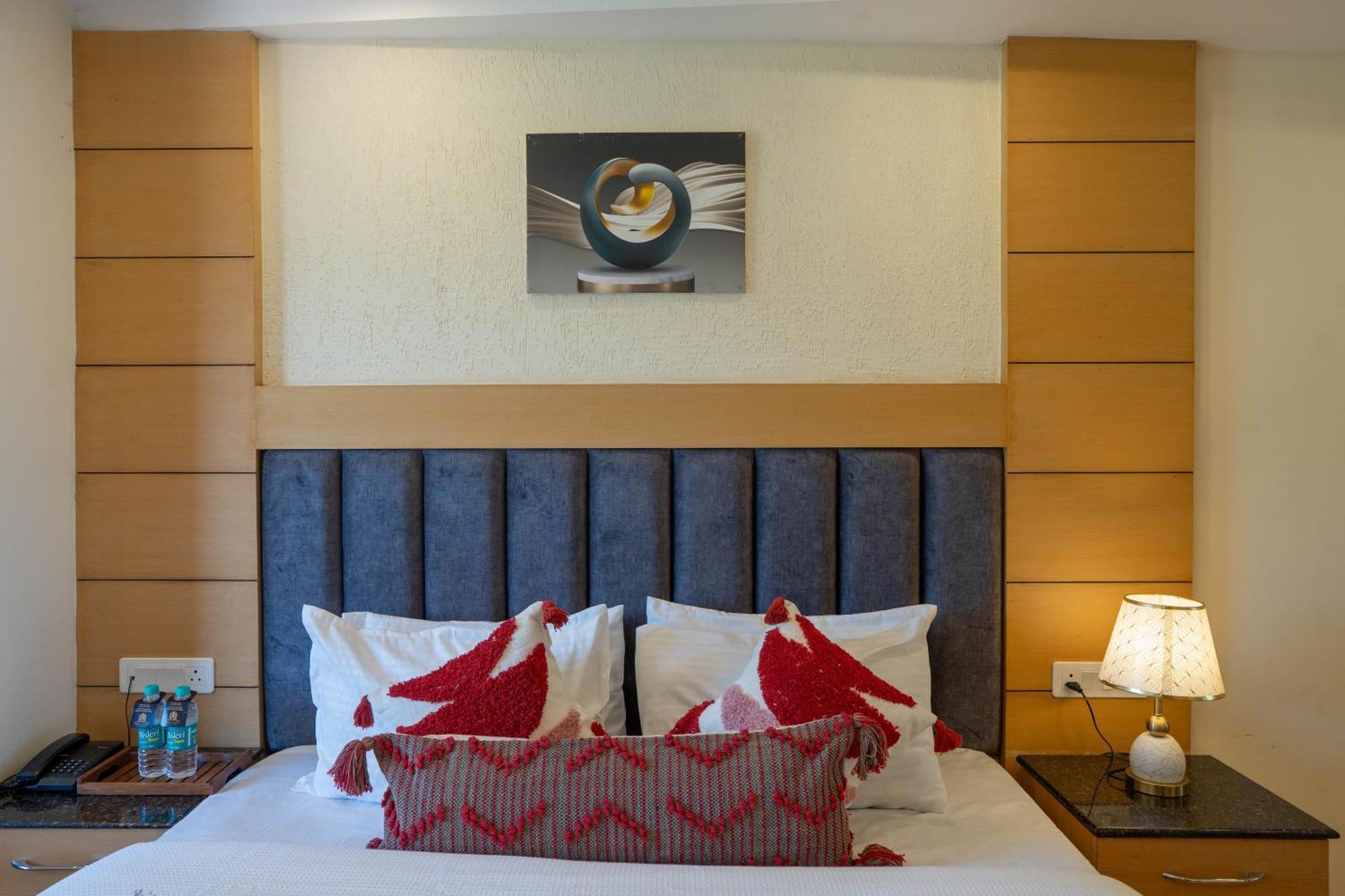 Perfectstayz Premium At Mall Road Mussoorie Eksteriør bilde